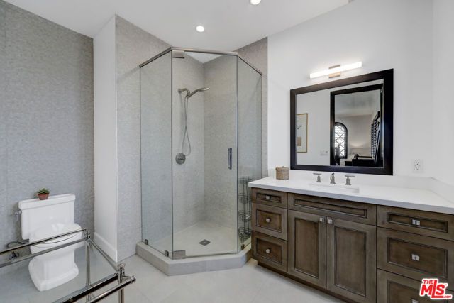 356 S Clark Drive, Beverly Hills, CA 90211