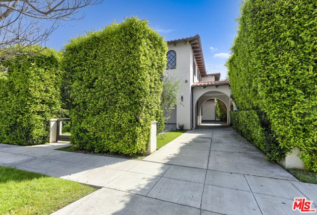 356 S Clark Drive, Beverly Hills, CA 90211