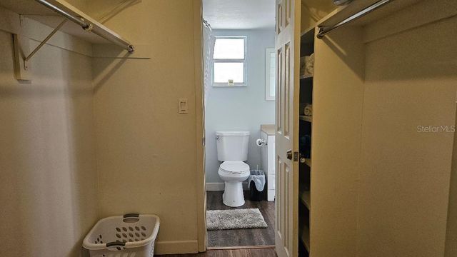 9950 47TH AVENUE N 303, St Petersburg, FL 33708