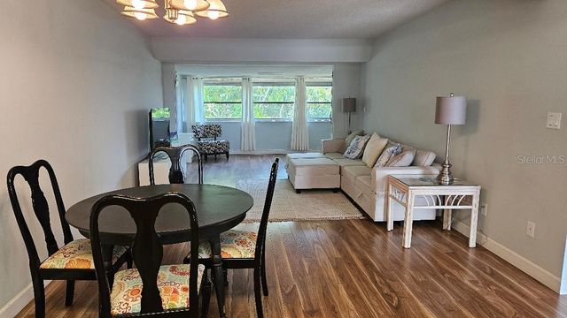 9950 47TH AVENUE N 303, St Petersburg, FL 33708