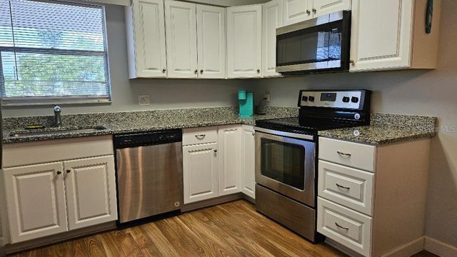 9950 47TH AVENUE N 303, St Petersburg, FL 33708