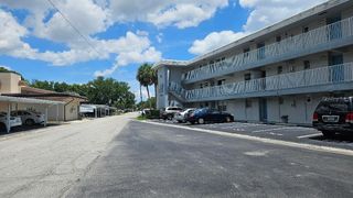9950 47TH AVENUE N 303, St Petersburg, FL 33708