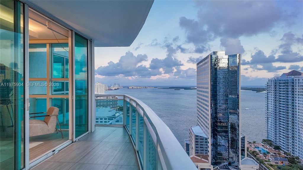 951 Brickell Ave 2910, Miami, FL 33131