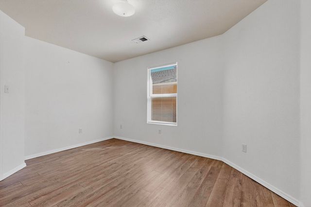 8928 LOWER MEADOW Trail SW, Albuquerque, NM 87121