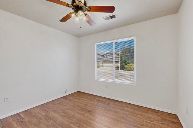 8928 LOWER MEADOW Trail SW, Albuquerque, NM 87121