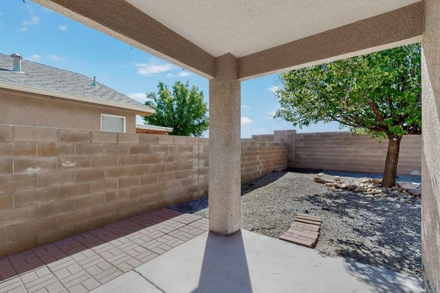 8928 LOWER MEADOW Trail SW, Albuquerque, NM 87121