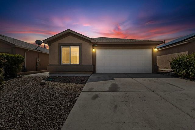 8928 LOWER MEADOW Trail SW, Albuquerque, NM 87121