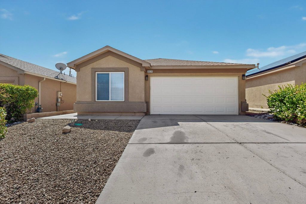 8928 LOWER MEADOW Trail SW, Albuquerque, NM 87121