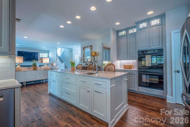 913 Grayscroft Drive, Waxhaw, NC 28173