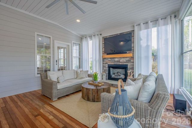 913 Grayscroft Drive, Waxhaw, NC 28173