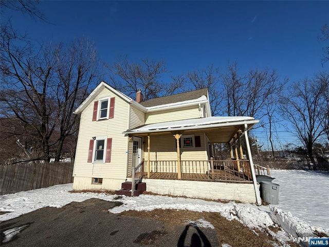 13 Mountainside Avenue, Mahwah, NJ 07430