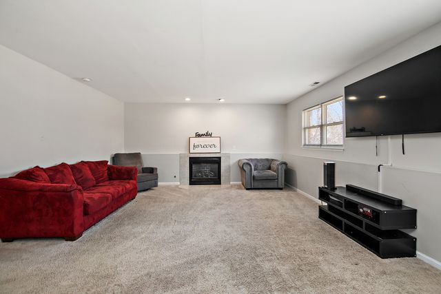 5313 Imperial Drive, Richton Park, IL 60471