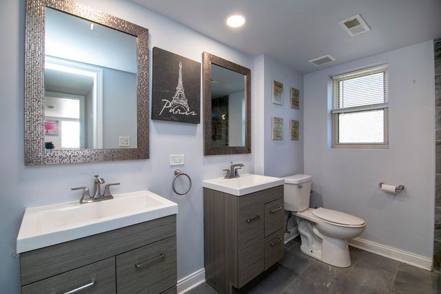 5313 Imperial Drive, Richton Park, IL 60471