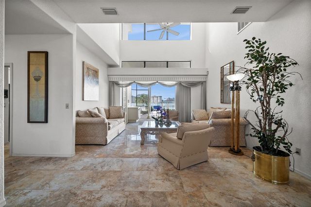 5287 61ST AVENUE S, St Petersburg, FL 33715