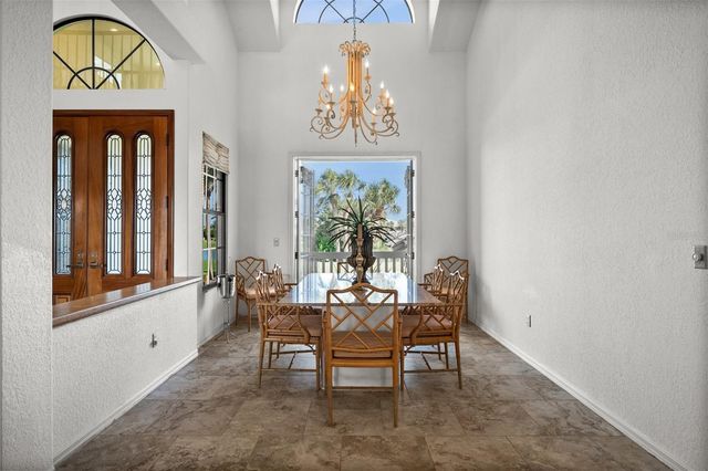 5287 61ST AVENUE S, St Petersburg, FL 33715