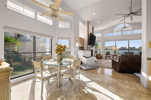 5287 61ST AVENUE S, St Petersburg, FL 33715