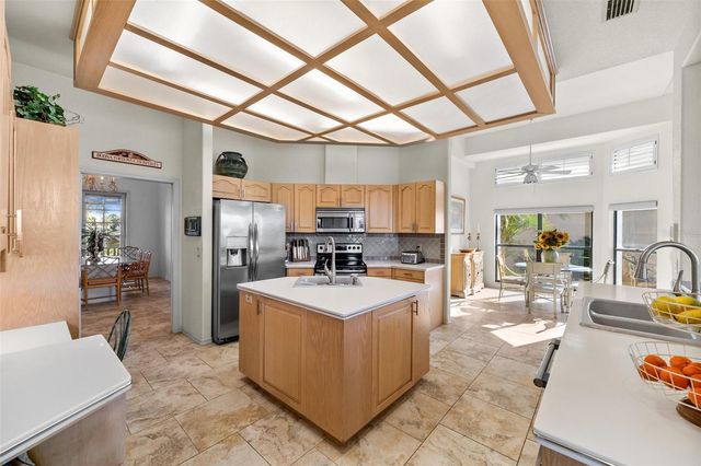 5287 61ST AVENUE S, St Petersburg, FL 33715