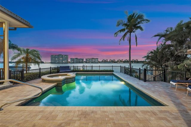 5287 61ST AVENUE S, St Petersburg, FL 33715