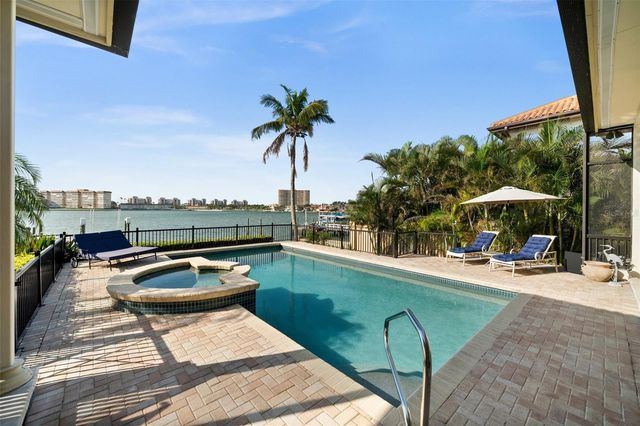 5287 61ST AVENUE S, St Petersburg, FL 33715