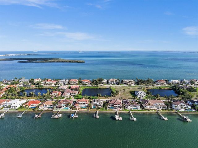 5287 61ST AVENUE S, St Petersburg, FL 33715