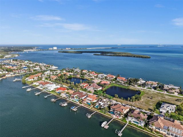 5287 61ST AVENUE S, St Petersburg, FL 33715