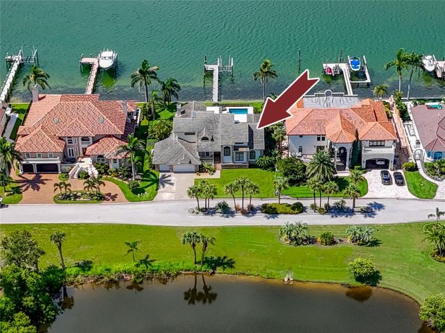 5287 61ST AVENUE S, St Petersburg, FL 33715