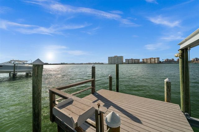 5287 61ST AVENUE S, St Petersburg, FL 33715