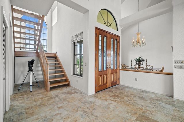 5287 61ST AVENUE S, St Petersburg, FL 33715