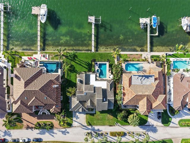 5287 61ST AVENUE S, St Petersburg, FL 33715