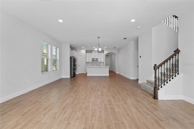 15537 MANGO ISLE STREET, Winter Garden, FL 34787