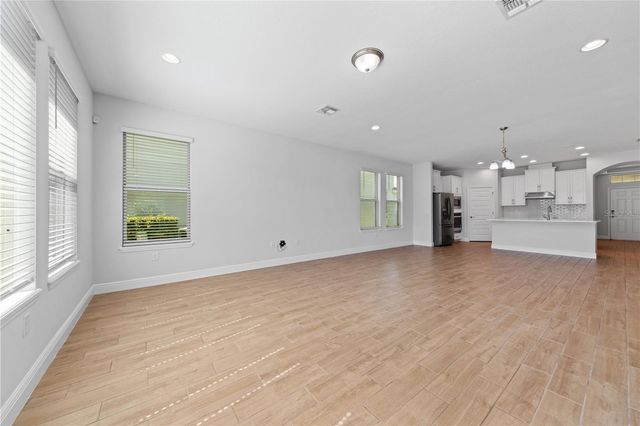 15537 MANGO ISLE STREET, Winter Garden, FL 34787