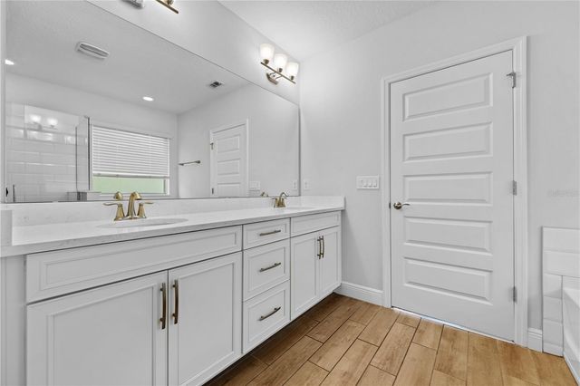 15537 MANGO ISLE STREET, Winter Garden, FL 34787