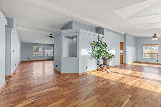 17465 Harpold Road, Malin, OR 97632