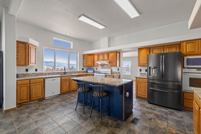 17465 Harpold Road, Malin, OR 97632