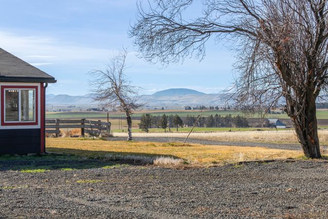 17465 Harpold Road, Malin, OR 97632
