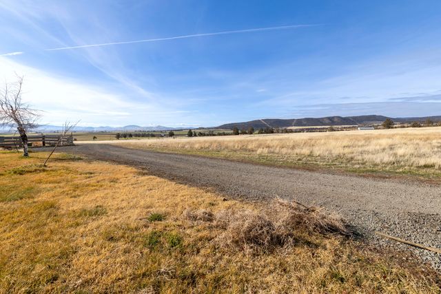 17465 Harpold Road, Malin, OR 97632