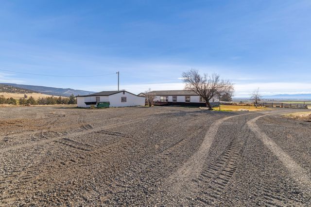 17465 Harpold Road, Malin, OR 97632
