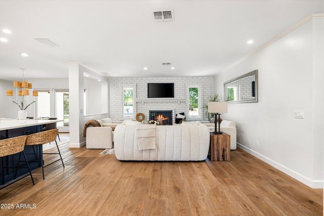 4826 N 34TH Place, Phoenix, AZ 85018