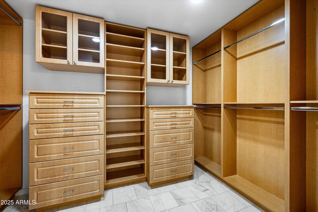 4826 N 34TH Place, Phoenix, AZ 85018