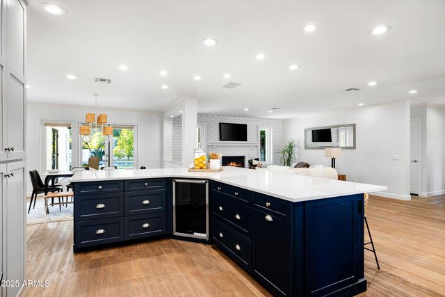 4826 N 34TH Place, Phoenix, AZ 85018