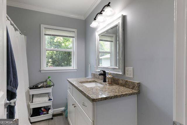 303 Vickery Street, Hartwell, GA 30643