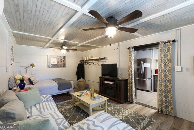 303 Vickery Street, Hartwell, GA 30643