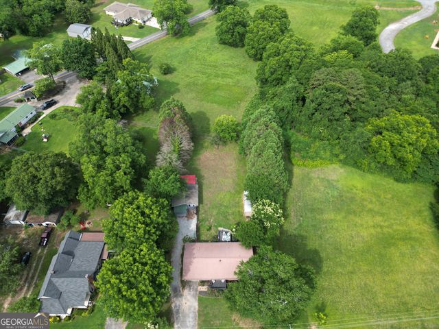 303 Vickery Street, Hartwell, GA 30643