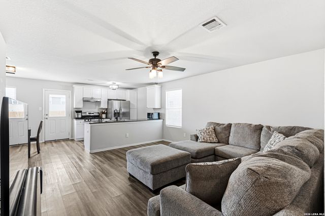 3822 Carducci Dr, Converse, TX 78109