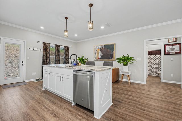 123 Stonebriar Drive, Hot Springs, AR 71913