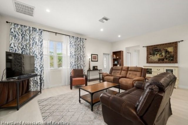 189 Liberty Drive NE, Lake Placid, FL 33852