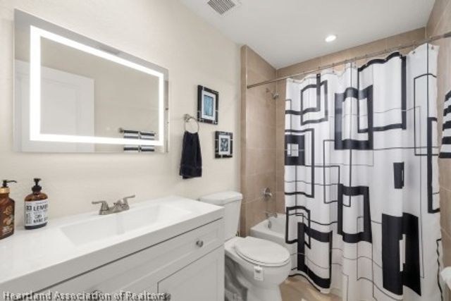 189 Liberty Drive NE, Lake Placid, FL 33852