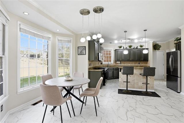 3870 Brookgreen Point, Decatur, GA 30034