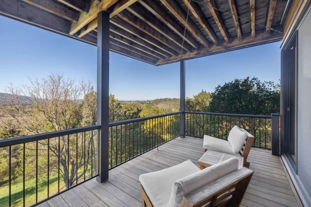 2 Horseshoe Bend, Portola Valley, CA 94028