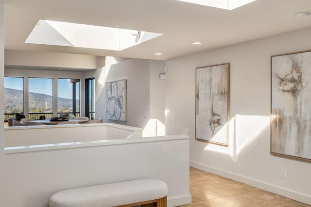 2 Horseshoe Bend, Portola Valley, CA 94028